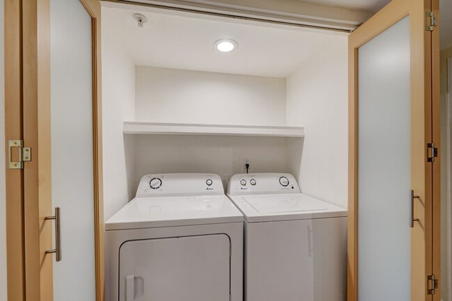 Washer & Dryer - 7777 E Main St