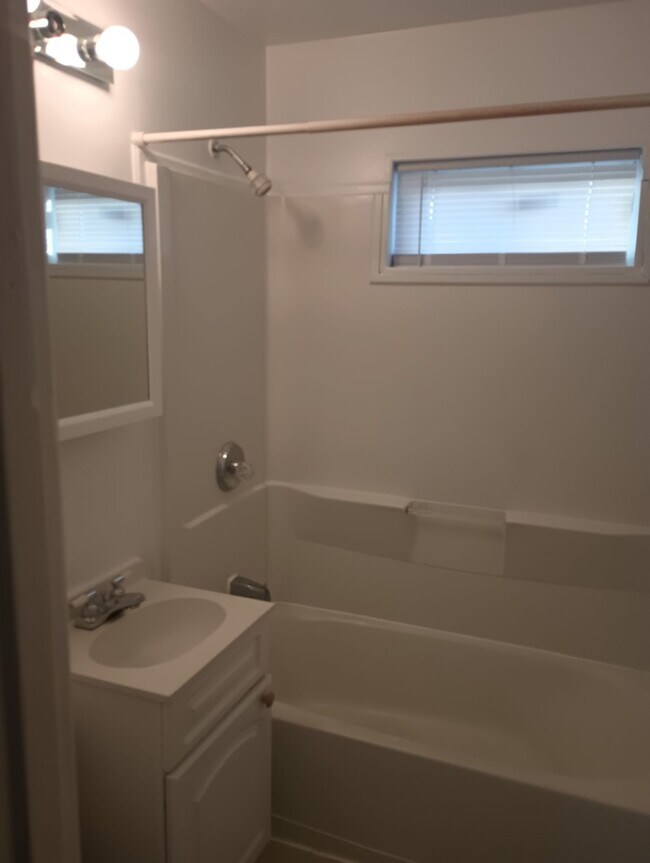 Foto del edificio - Progress only with work