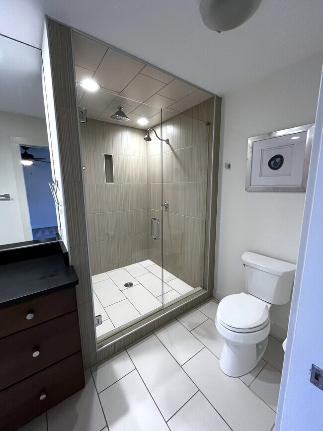 Foto del edificio - 1856 Coolidge Rd