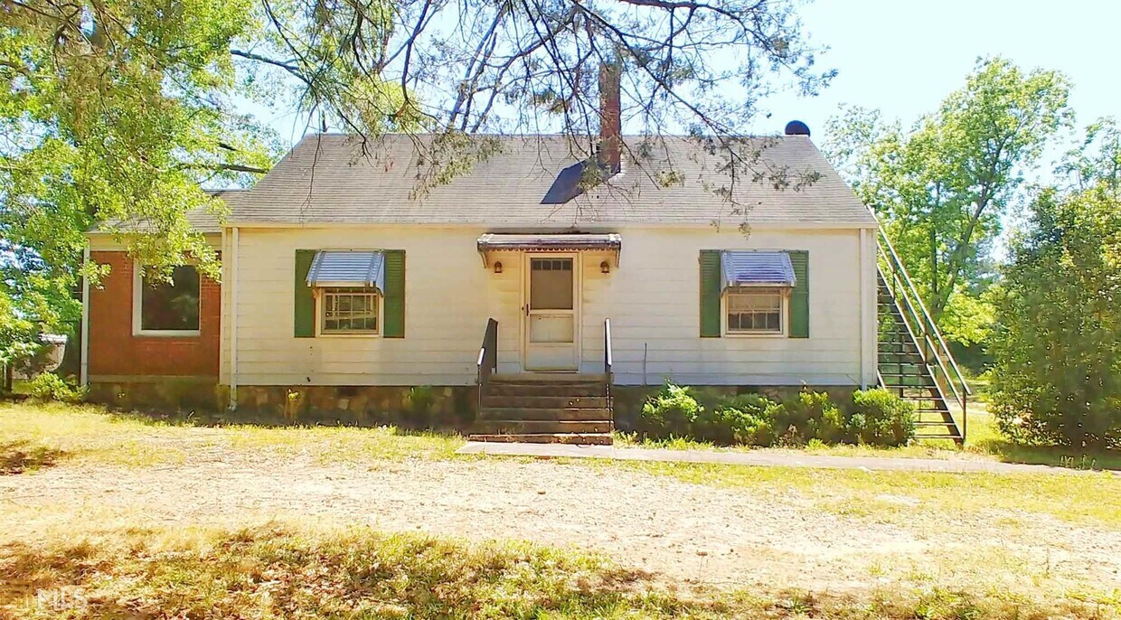 Primary Photo - 379 Fayetteville Rd