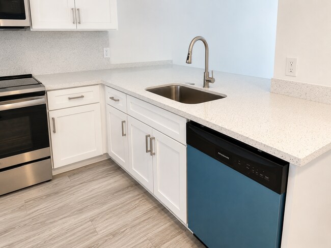 Foto del edificio - 7145 Huntington Ln