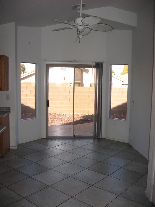 Building Photo - Beautiful Three Bedroom Home Available in Southern Highlands
