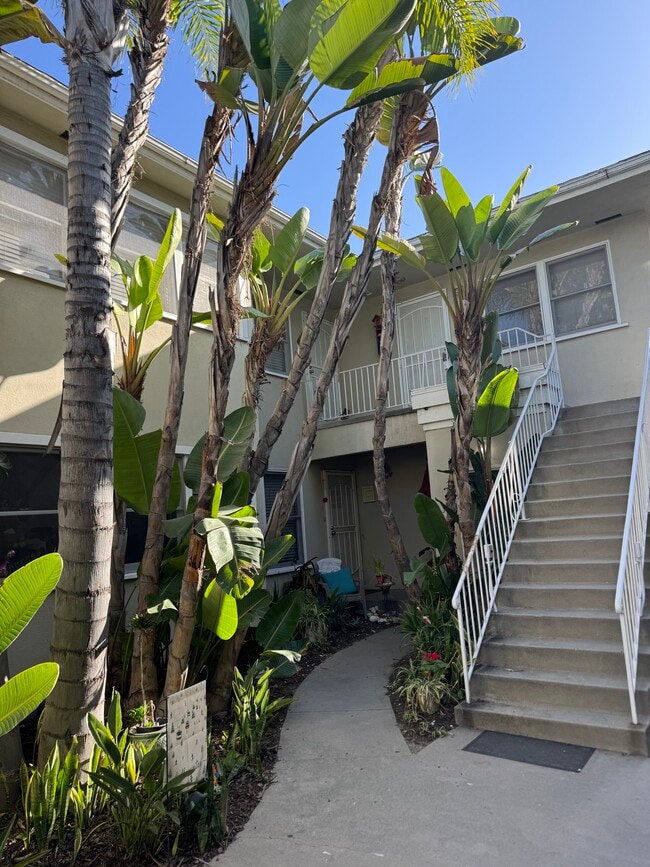 Upstairs to the building - 34 Nieto Ave