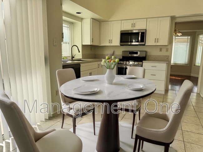Foto del edificio - 29423 Dorsey St