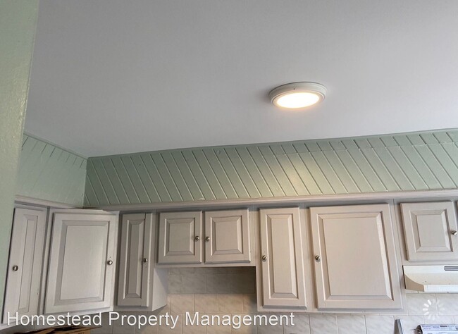 Foto del edificio - 3 br, 1 bath House - 23 Cedar St