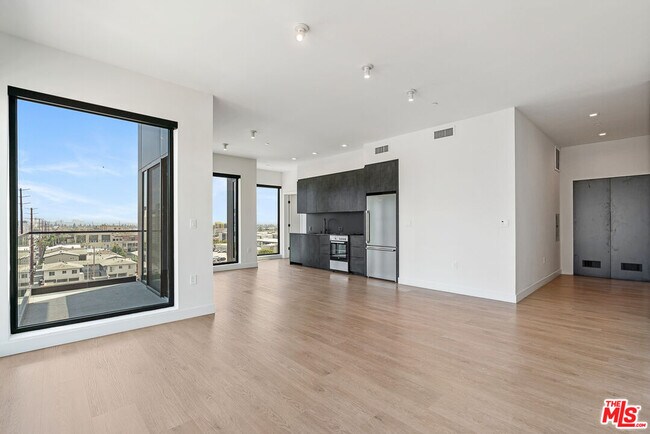Foto del edificio - 10700 Tabor St
