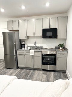 Foto del edificio - 585 Essex St