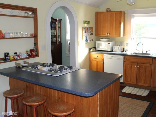 Foto del edificio - 3 br, 2 bath House - First Breath