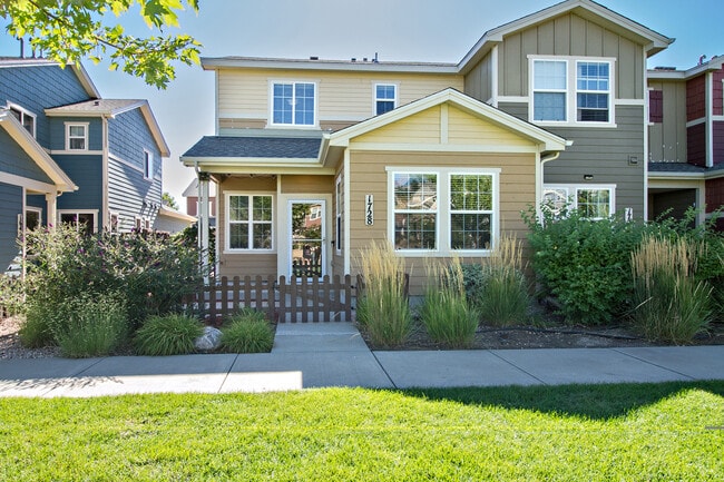 Building Photo - 1728 Portland Gold Dr