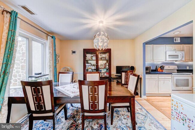 Foto del edificio - 114 Pinecrest Ln