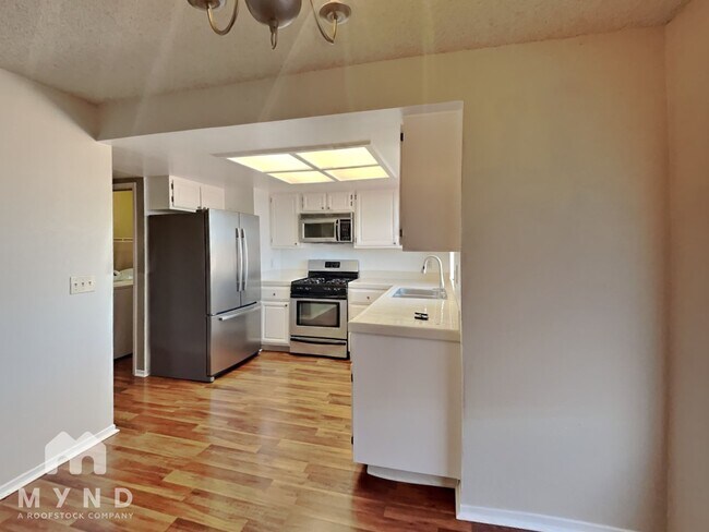 Building Photo - 3428 Ridgecrest Ct