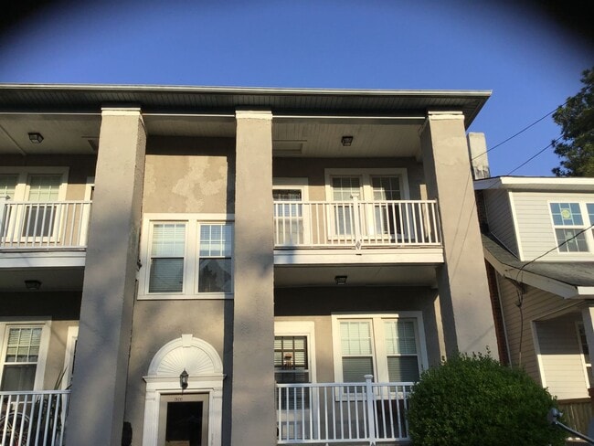 Building Photo - 4305 Newport Ave