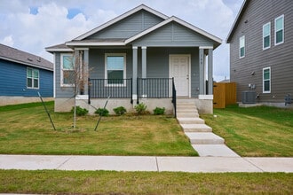 Building Photo - 160 Avre Loop