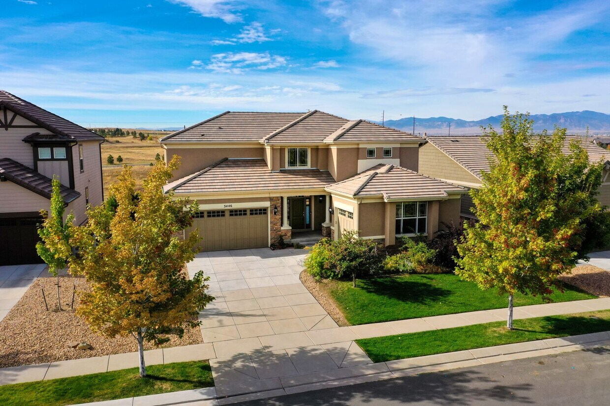 Primary Photo - Executive Rental in Anthem