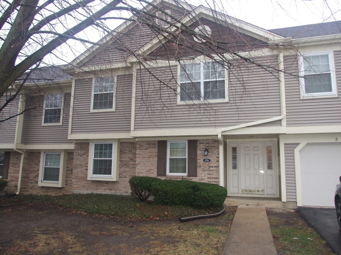 1206 Ballantrae Pl Unit D, Mundelein, IL 60060 Condo for Rent in