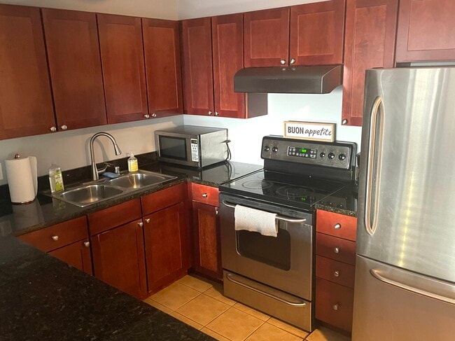 Building Photo - 30 E Huron St