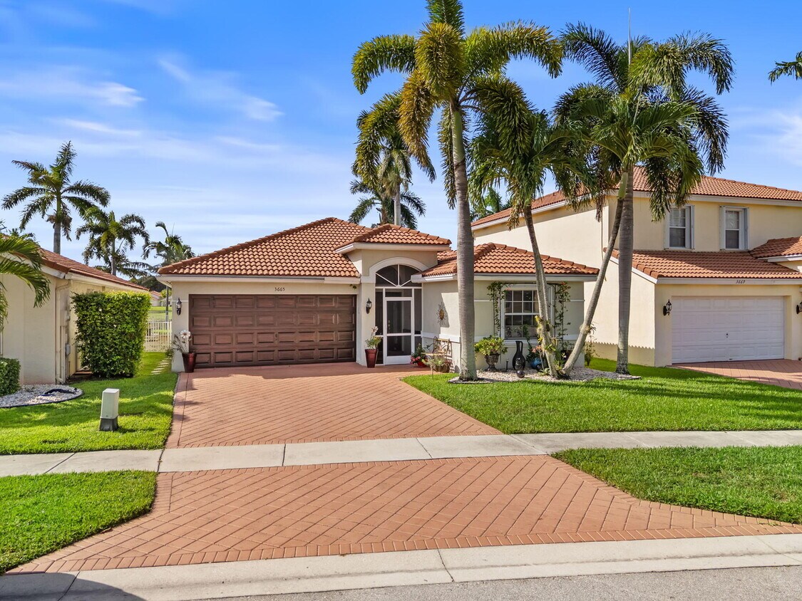 Foto principal - 3665 Miramontes Cir