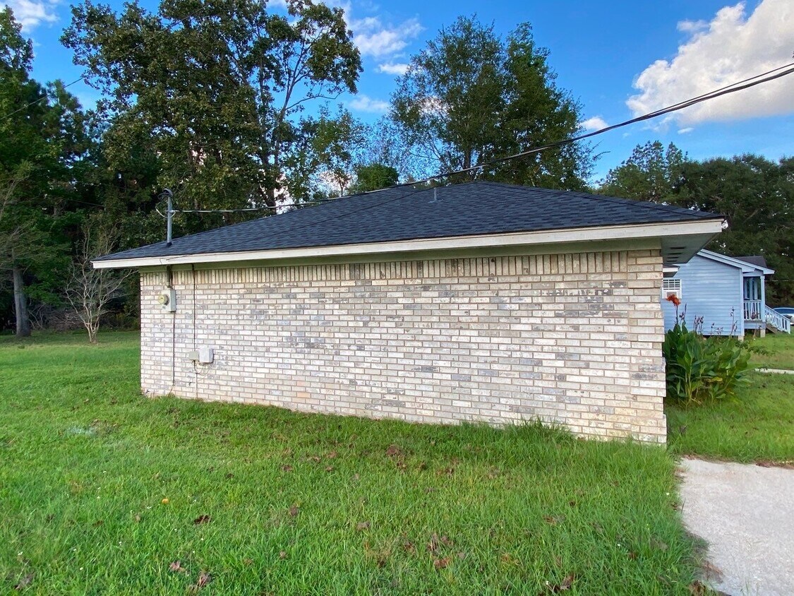 Foto del edificio - 2114 W Gibson St