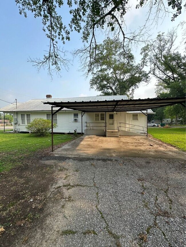 Foto del edificio - Home For Rent In DeQuincy