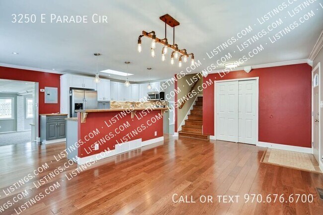 Building Photo - 3250 Parade Cir E