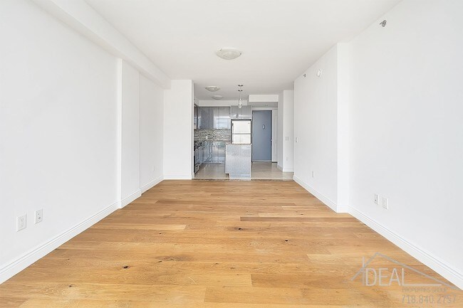 Building Photo - 3445 Guider Ave