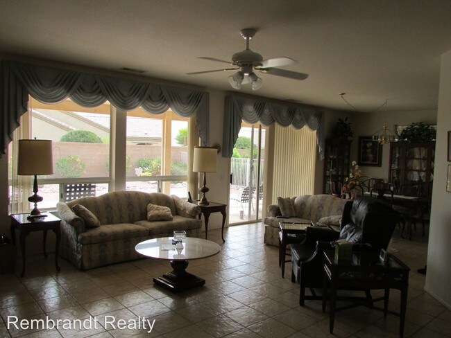 Building Photo - 22711 N La Paz Ln
