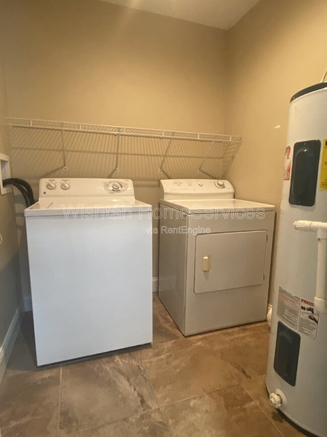 Foto del edificio - 518 W Murray St