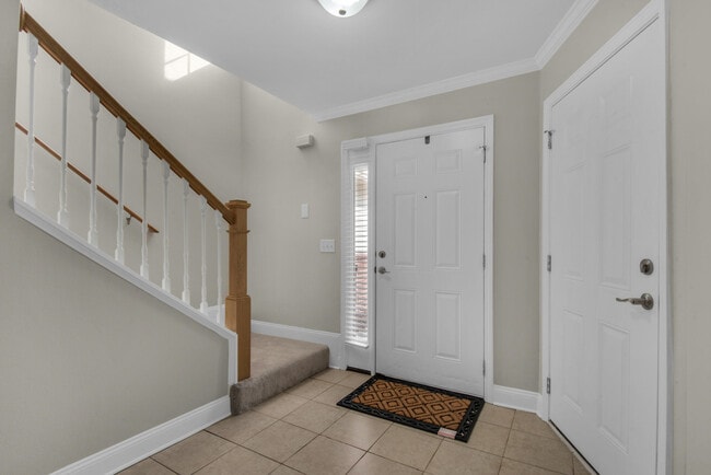 Building Photo - 537 Wingspan Way