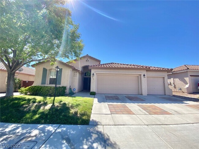 Building Photo - 8221 Jo Marcy Dr