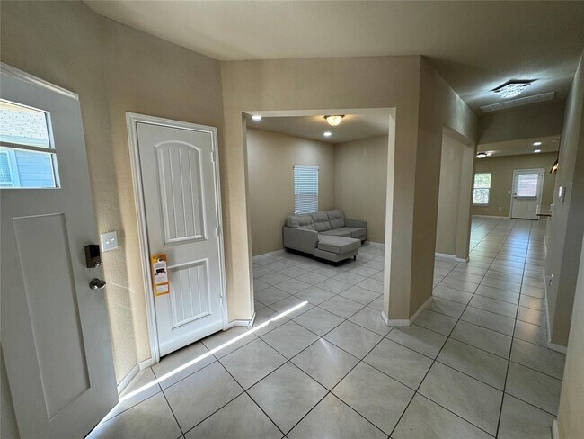 Building Photo - 3108 Armidale Dr