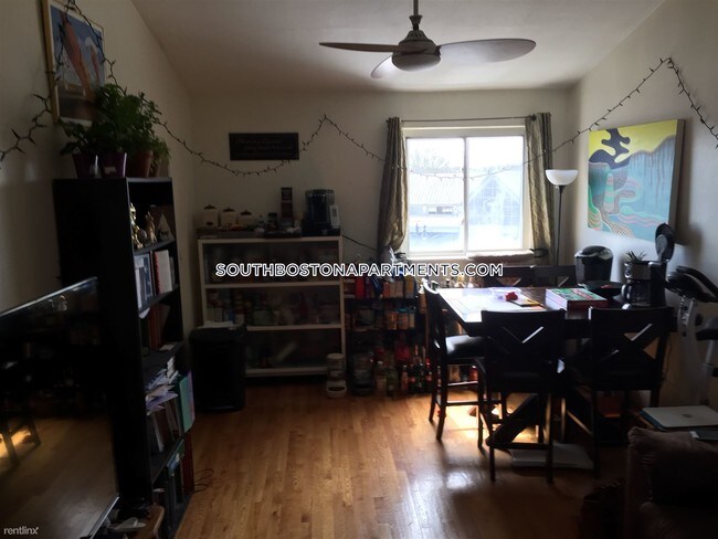 Foto del edificio - 385 Dorchester St