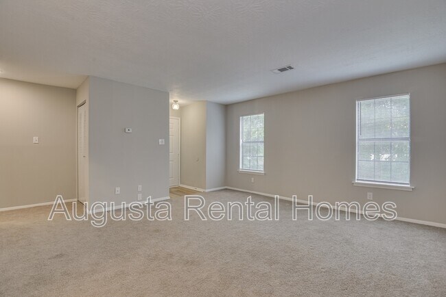 Foto del edificio - 2515 Ctr W Pkwy