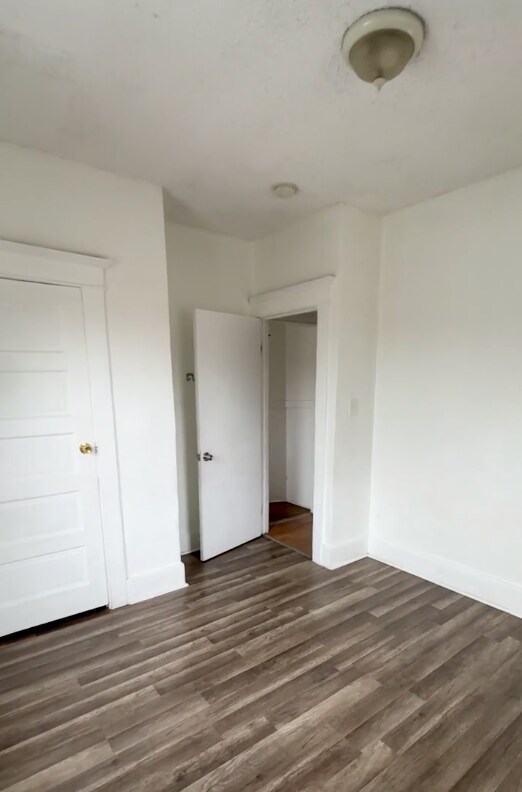 Foto del edificio - 822 W 42nd Pl