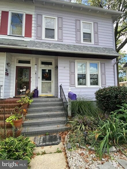 Building Photo - 806 Linwood Ave