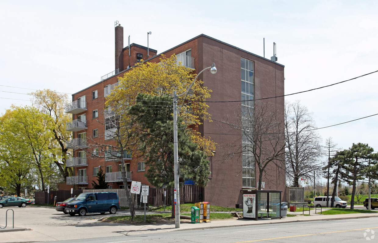 Photo du bâtiment - Eastview Park