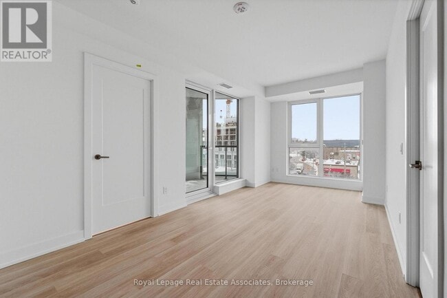 Building Photo - 25 Cordova Ave