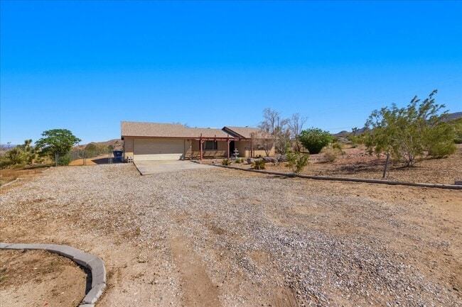 Building Photo - 7273 Sunny Vista Rd
