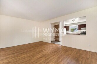 Building Photo - 1015 36th St SW