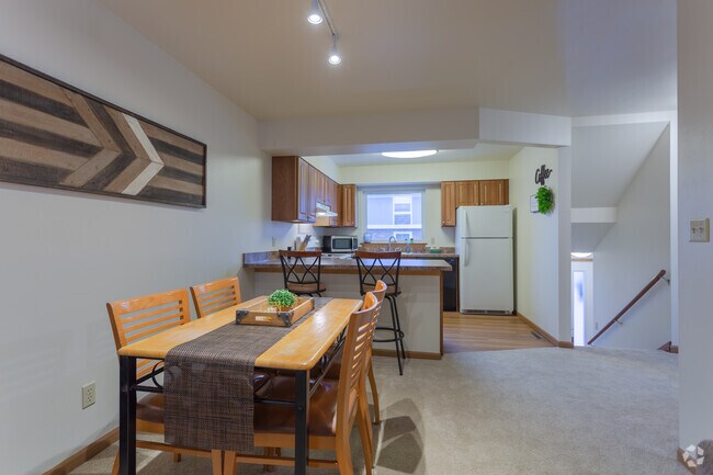 2HAB, 2BA - Townhome - Apple Valley Associates LLC