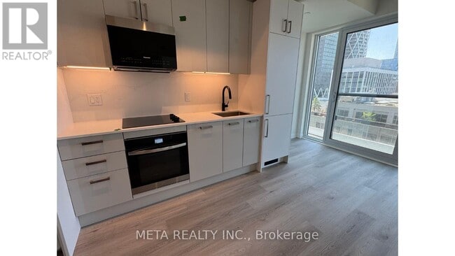 Photo du bâtiment - 280-1280 Dundas St W