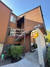 Building Photo - 2408 S Elizabeth St