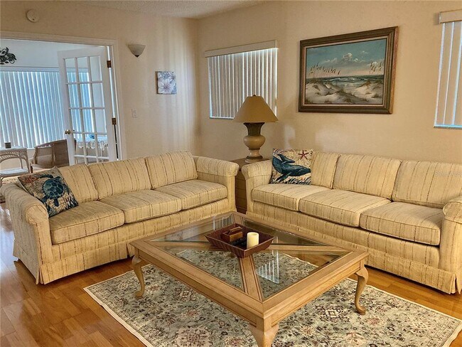 Foto del edificio - 6363 Gulf Winds Dr