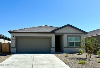 Building Photo - 2073 Driftwood Dr
