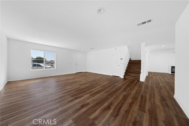 Foto del edificio - 25043 Babbling Brook Cir