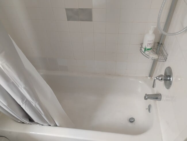 Building Photo - 39 Columbia St