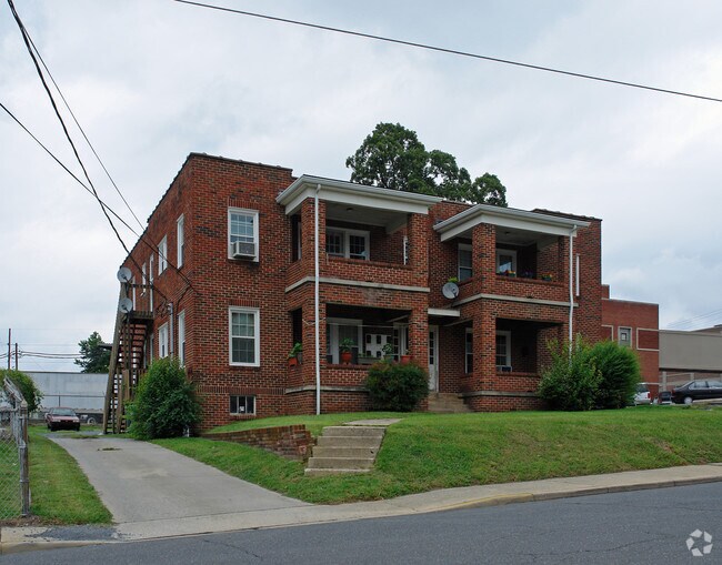 318 Hoover St, Asheboro, NC 27203 Apartments Asheboro, NC