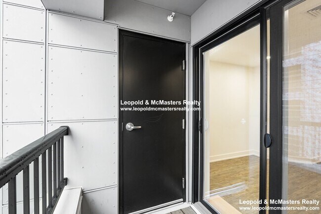 Foto del edificio - 32 Hano St