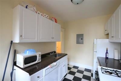 Building Photo - 17 Forest St