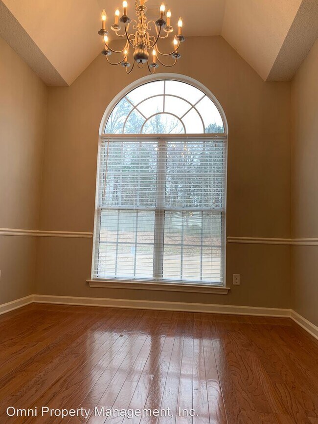 Building Photo - 4 br, 2.5 bath House - 10134 SUTTON RIDGE LN.