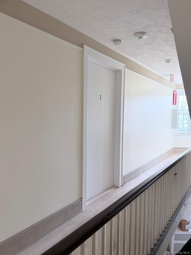 Foto del edificio - 3 Hillside Ave